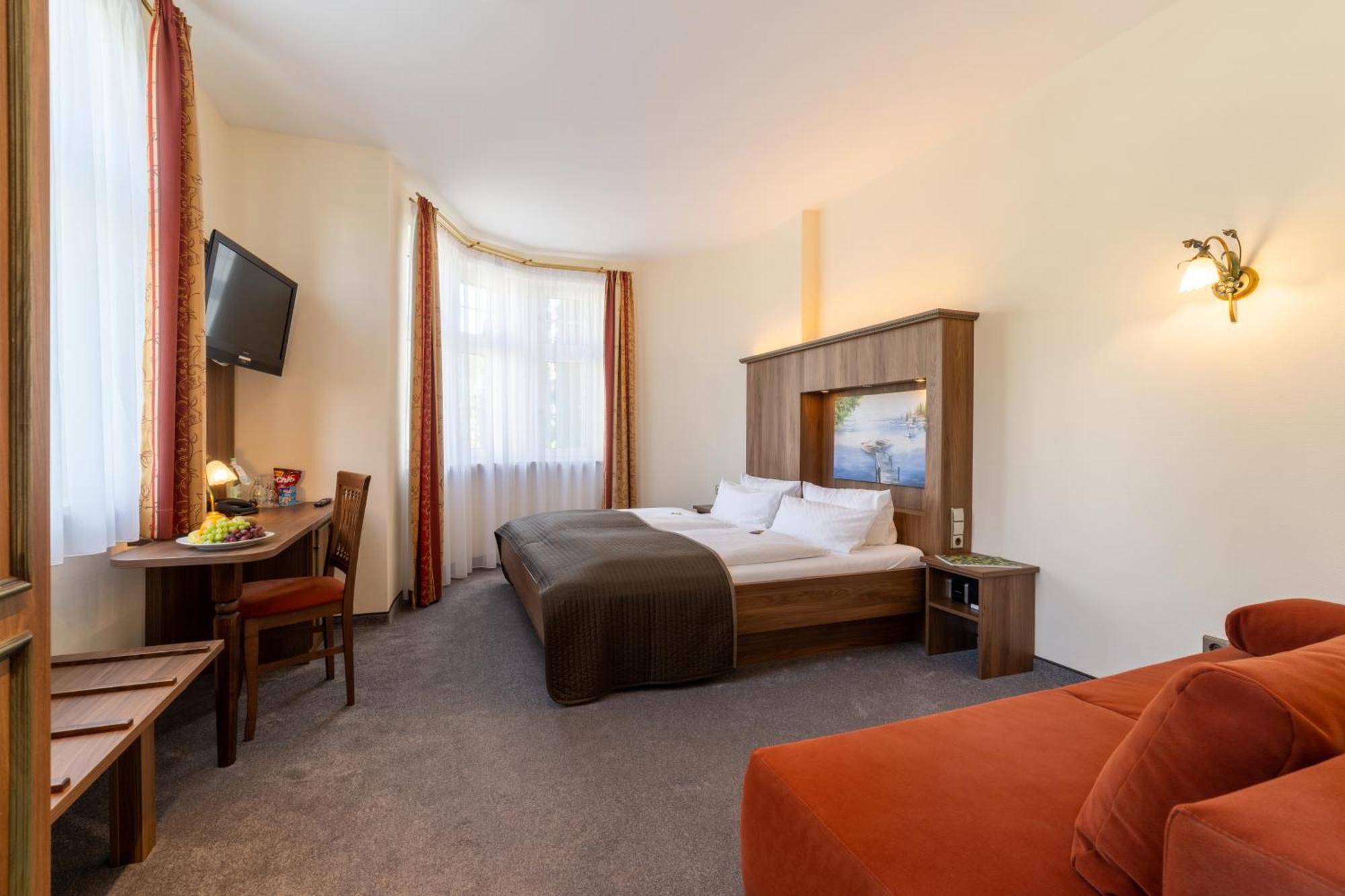 Hotel Schoengarten Garni New Translation Exteriér fotografie